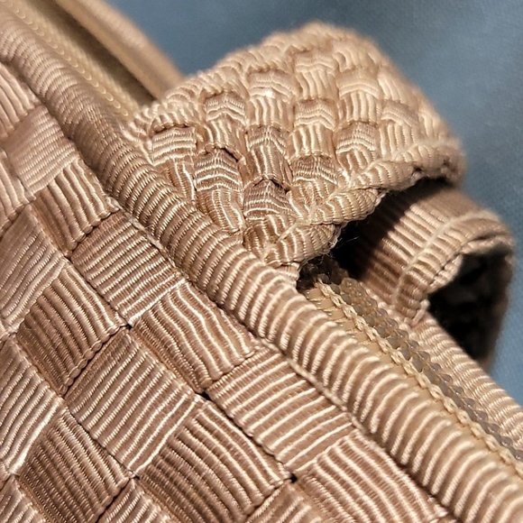 WOMANS SATCHEL HANDBAG WOVEN MATERIAL BIEGE - Picture 10 of 10